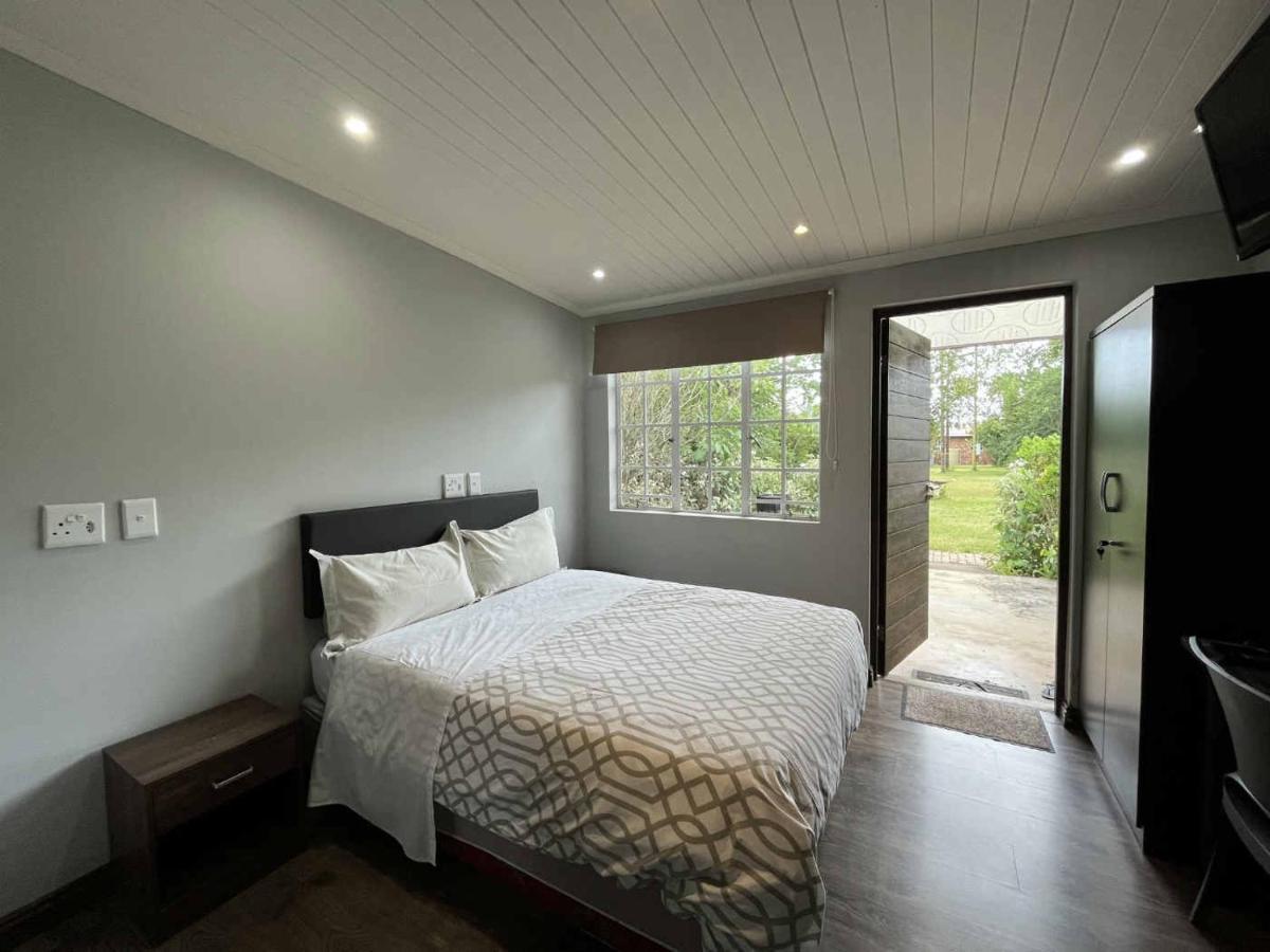 Halleria Self Catering White River Eksteriør bilde