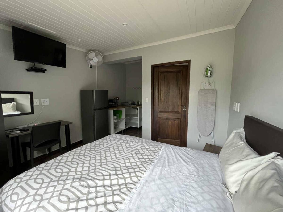 Halleria Self Catering White River Eksteriør bilde